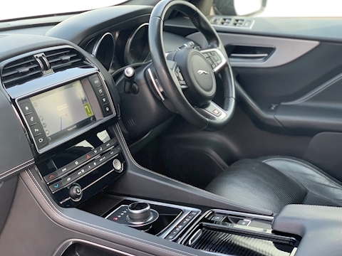Jaguar F Pace 2.0d R-Sport SUV 5dr Diesel Auto AWD (s/s) (240 ps)