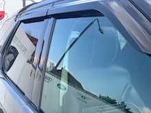 Land Rover Discovery 3.0 TD V6 HSE SUV 5dr Diesel Auto 4WD (s/s) (258 ps)