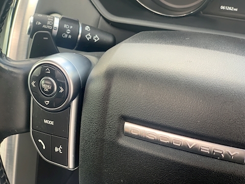 Land Rover Discovery 3.0 TD V6 HSE SUV 5dr Diesel Auto 4WD (s/s) (258 ps)