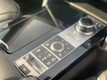 Land Rover Discovery 3.0 TD V6 HSE SUV 5dr Diesel Auto 4WD (s/s) (258 ps)