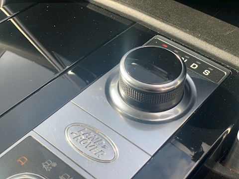 Land Rover Discovery 3.0 TD V6 HSE SUV 5dr Diesel Auto 4WD (s/s) (258 ps)