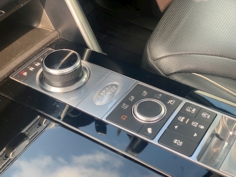 Land Rover Discovery 3.0 TD V6 HSE SUV 5dr Diesel Auto 4WD (s/s) (258 ps)