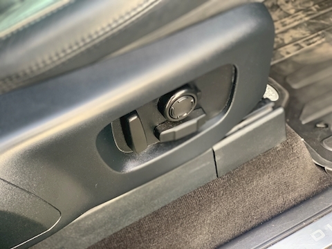 Land Rover Discovery 3.0 TD V6 HSE SUV 5dr Diesel Auto 4WD (s/s) (258 ps)