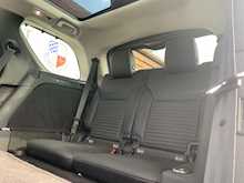 Land Rover Discovery 3.0 TD V6 HSE SUV 5dr Diesel Auto 4WD (s/s) (258 ps)
