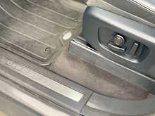 Land Rover Discovery 3.0 TD V6 HSE SUV 5dr Diesel Auto 4WD (s/s) (258 ps)