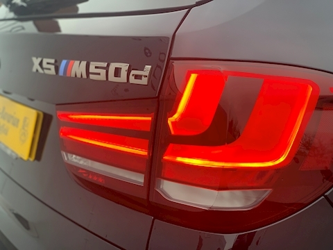 BMW X5 3.0 M50d SUV 5dr Diesel Auto xDrive (s/s) (381 ps)