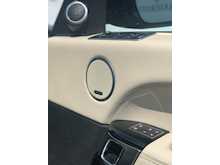 Range Rover 3.0 TD V6 Autobiography SUV 5dr Diesel Auto 4WD Euro 6 (s/s) (258 ps)