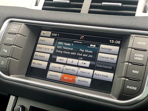 Range Rover Evoque SD4 Pure Tech SUV 2.2 Automatic Diesel