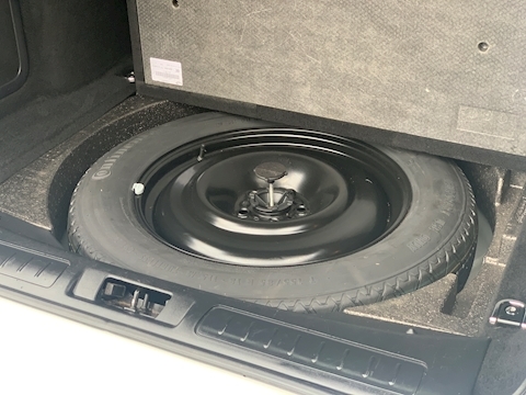 Range Rover Evoque SD4 Pure Tech SUV 2.2 Automatic Diesel