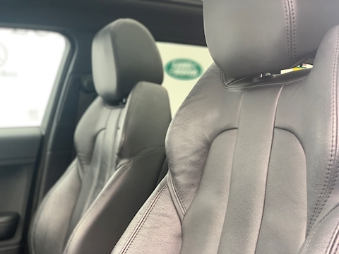 Range Rover Evoque SD4 Pure Tech SUV 2.2 Automatic Diesel
