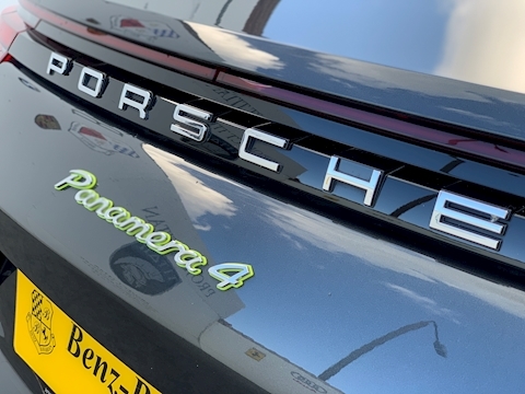 2.9 V6 E-Hybrid 14kWh 4 Hatchback 5dr Petrol Plug-in Hybrid PDK 4WD Euro 6 (s/s) (462 ps)