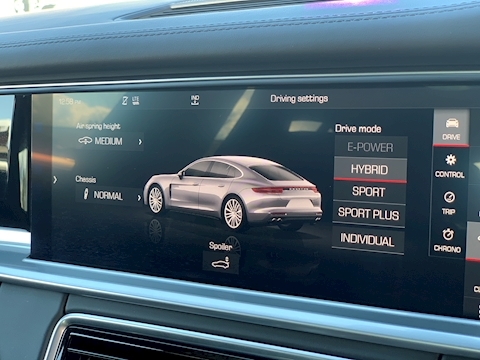 2.9 V6 E-Hybrid 14kWh 4 Hatchback 5dr Petrol Plug-in Hybrid PDK 4WD Euro 6 (s/s) (462 ps)