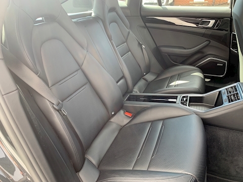 2.9 V6 E-Hybrid 14kWh 4 Hatchback 5dr Petrol Plug-in Hybrid PDK 4WD Euro 6 (s/s) (462 ps)