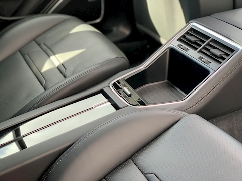 2.9 V6 E-Hybrid 14kWh 4 Hatchback 5dr Petrol Plug-in Hybrid PDK 4WD Euro 6 (s/s) (462 ps)