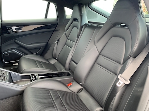 2.9 V6 E-Hybrid 14kWh 4 Hatchback 5dr Petrol Plug-in Hybrid PDK 4WD Euro 6 (s/s) (462 ps)