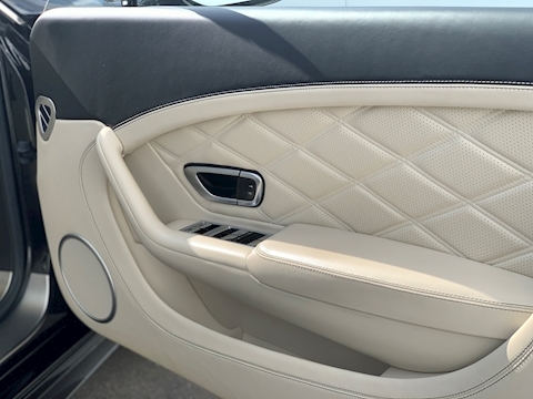 Bentley Continental 6.0 W12 GT Speed Coupe 2dr Petrol Auto 4WD Euro 5 (625 ps)