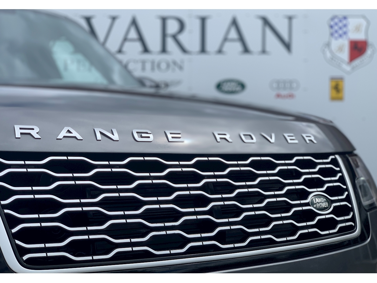 Range Rover 3.0 TD V6 Vogue SUV 5dr Diesel Auto 4WD Euro 6 (s/s) (258 ps)