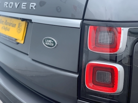 Range Rover 3.0 TD V6 Vogue SUV 5dr Diesel Auto 4WD Euro 6 (s/s) (258 ps)