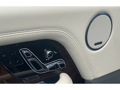 Range Rover 3.0 TD V6 Vogue SUV 5dr Diesel Auto 4WD Euro 6 (s/s) (258 ps)