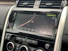 Land Rover Discovery 3.0 TD V6 HSE Luxury SUV 5dr Diesel Auto 4WD Euro 6