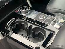 Land Rover Discovery 3.0 TD V6 HSE Luxury SUV 5dr Diesel Auto 4WD Euro 6