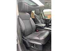 Land Rover Discovery 3.0 TD V6 HSE Luxury SUV 5dr Diesel Auto 4WD Euro 6