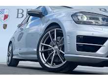 Volkswagen Golf R 2.0 TSI BlueMotion Tech R Hatchback 3dr Petrol DSG 4Motion Euro 6 (s/s) (300 ps)