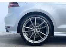 Volkswagen Golf R 2.0 TSI BlueMotion Tech R Hatchback 3dr Petrol DSG 4Motion Euro 6 (s/s) (300 ps)