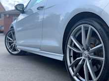 Volkswagen Golf R 2.0 TSI BlueMotion Tech R Hatchback 3dr Petrol DSG 4Motion Euro 6 (s/s) (300 ps)