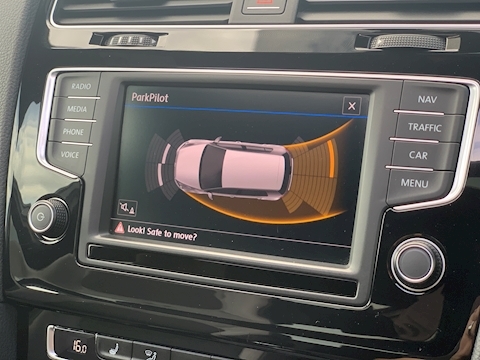 2.0 TSI BlueMotion Tech R Hatchback 3dr Petrol DSG 4Motion Euro 6 (s/s) (300 ps)