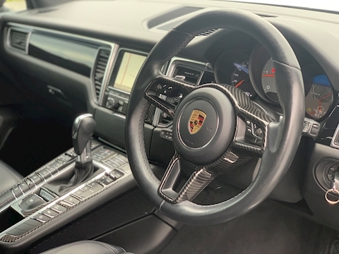 Porsche Macan 3.0 TD V6 S SUV 5dr Diesel PDK 4WD Euro 6 (s/s) (258 ps)