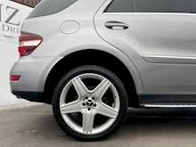 Mercedes-Benz M Class ML350 CDI V6 BlueEfficiency Sport
