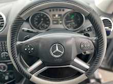 Mercedes-Benz M Class ML350 CDI V6 BlueEfficiency Sport