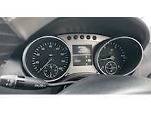 Mercedes-Benz M Class ML350 CDI V6 BlueEfficiency Sport