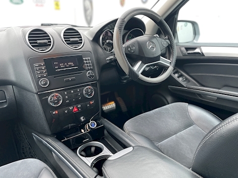 3.0 ML350 CDI V6 BlueEfficiency Sport SUV 5dr Diesel Tiptronic 4WD Euro 5 (231 ps)