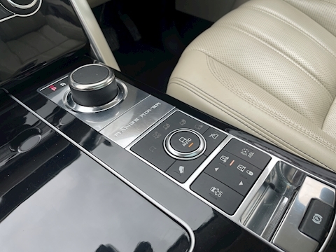 4.4 SD V8 Autobiography SUV 5dr Diesel Auto 4WD Euro 5 (339 ps)