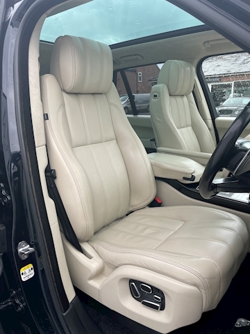 4.4 SD V8 Autobiography SUV 5dr Diesel Auto 4WD Euro 5 (339 ps)