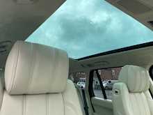 Land Rover Range Rover 4.4 SD V8 Autobiography SUV 5dr Diesel Auto 4WD Euro 5 (339 ps)