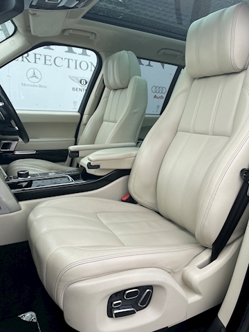 4.4 SD V8 Autobiography SUV 5dr Diesel Auto 4WD Euro 5 (339 ps)