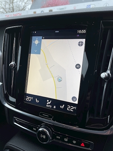 Volvo V90 2.0 D4 Momentum Estate 5dr Diesel Auto Euro 6 (s/s) (190 ps)