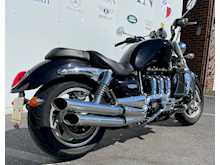 Triumph Rocket III 2294cc