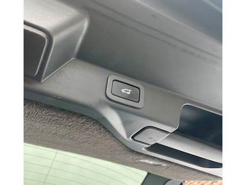 3.0 SD V6 HSE SUV 5dr Diesel Auto 4WD Euro 5 (s/s) (306 ps)