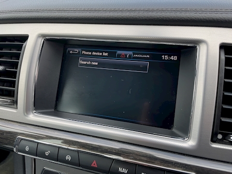 2.2d Luxury Saloon 4dr Diesel Auto Euro 5 (s/s) (163 ps)