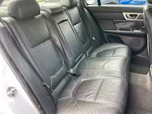 Jaguar XF 2.2d LUXURY Saloon 4dr Diesel Auto Euro 5 (s/s) (163 ps)