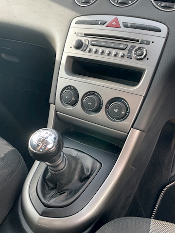 1.6 e-HDi Active Hatchback 5dr Diesel Manual Euro 5 (s/s) (112 ps)