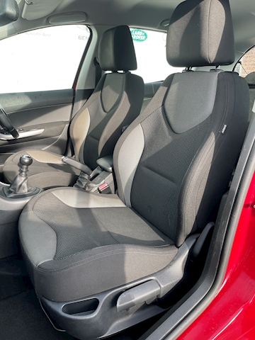 1.6 e-HDi Active Hatchback 5dr Diesel Manual Euro 5 (s/s) (112 ps)