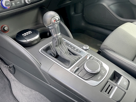 1.8 TFSI S line Hatchback 3dr Petrol S Tronic quattro Euro 6 (s/s) (180 ps)