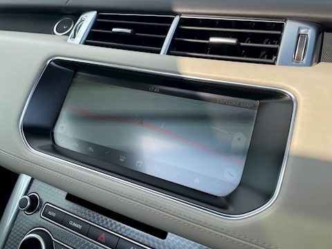 3.0 SD V6 Autobiography Dynamic SUV 5dr Diesel Auto 4WD Euro 6 (s/s) (306 ps)