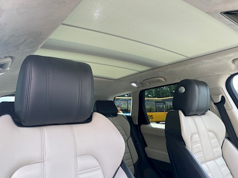 3.0 SD V6 Autobiography Dynamic SUV 5dr Diesel Auto 4WD Euro 6 (s/s) (306 ps)