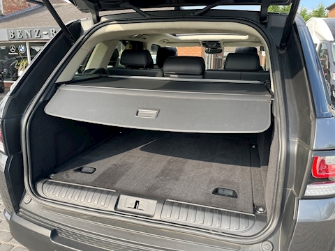 3.0 SD V6 Autobiography Dynamic SUV 5dr Diesel Auto 4WD Euro 6 (s/s) (306 ps)